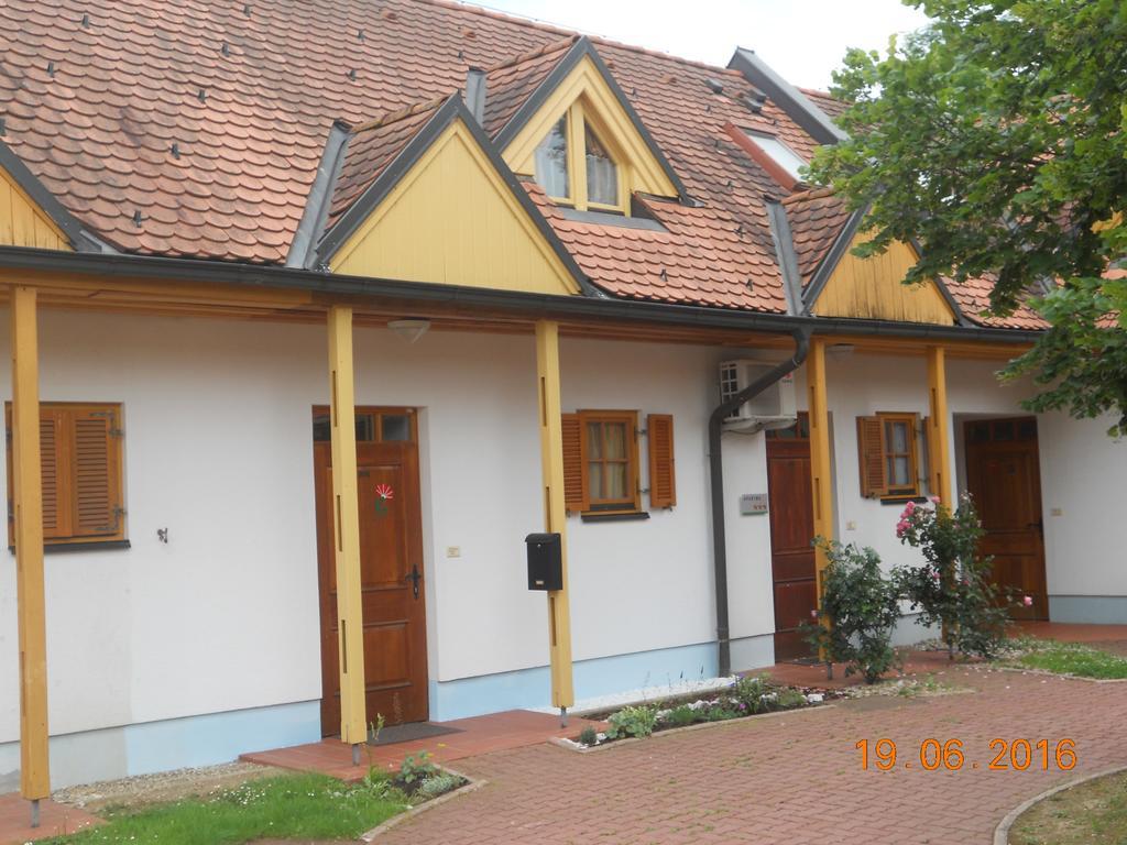 Apartment Nagelj Moravske-Toplice Buitenkant foto